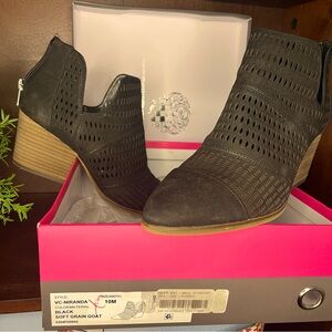Vince Camuto Niranda shootie / bootie Size 10